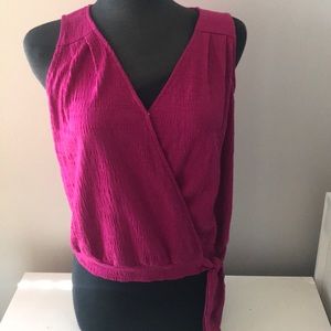 Universal Thread Tops - 👛bundle 3 for 15.00 Fuchsia pink wrap top Universal Thread Tops - 👛bundle 3 for 15.00 Fuchsia pink wrap top